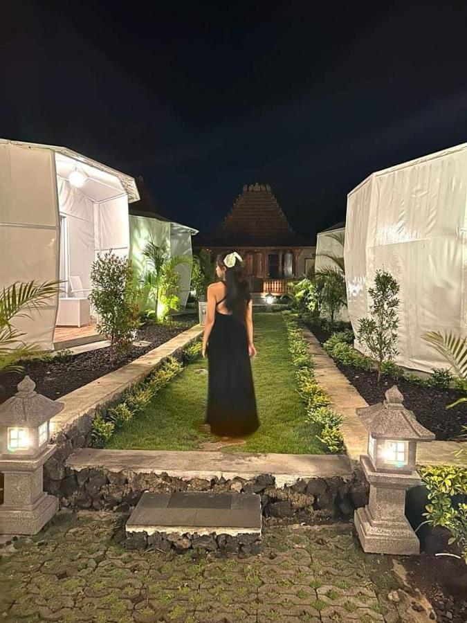 Starlake Villa & Glamping Kubupenlokan Extérieur photo