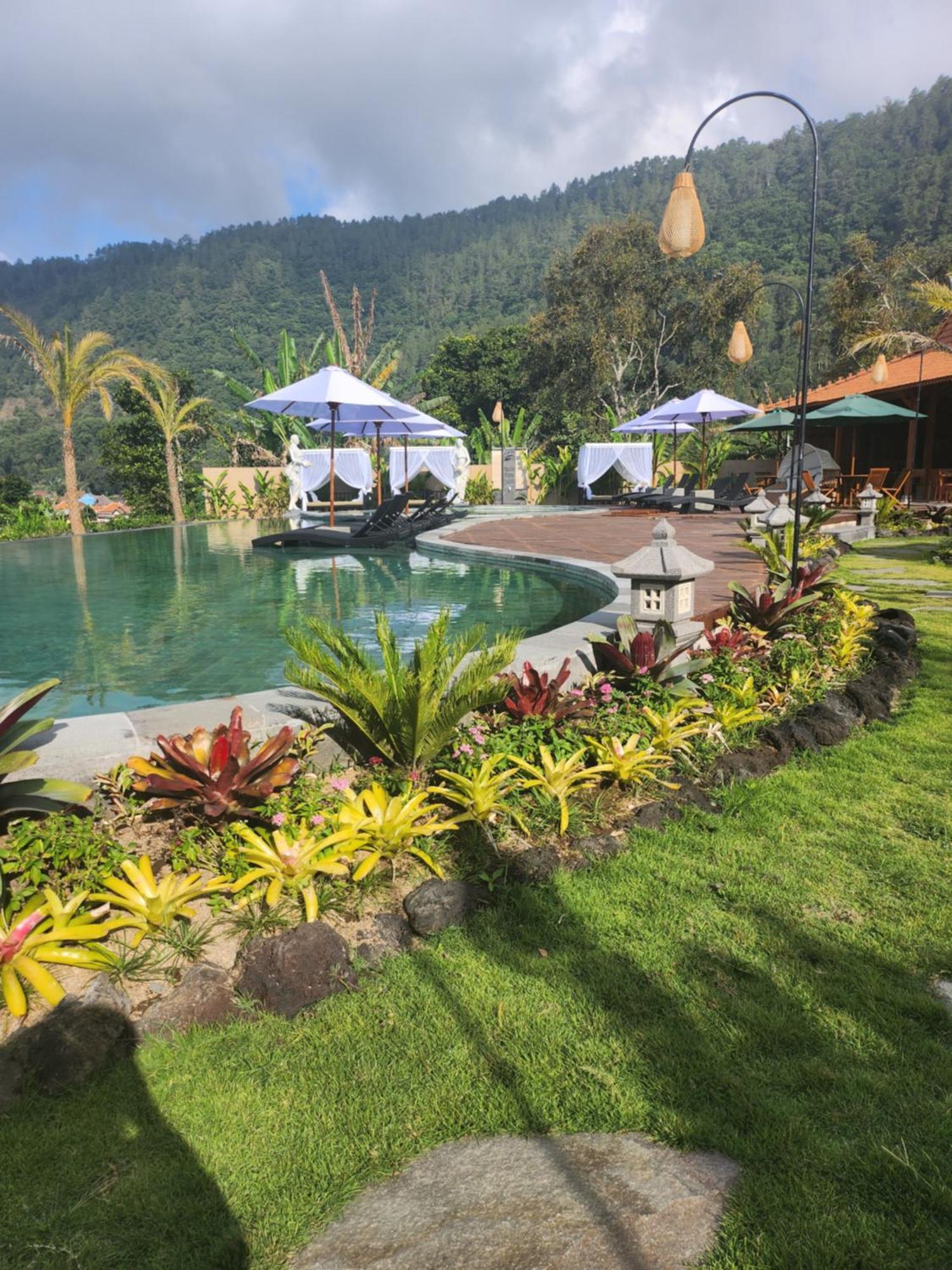 Starlake Villa & Glamping Kubupenlokan Extérieur photo